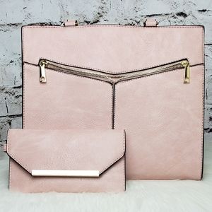🚨Sold Out!🚨Ellie's Bag (Blush)